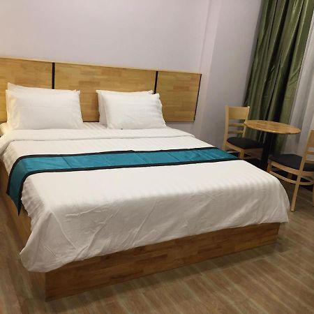 Seven Color Hotel Сіануквіль Екстер'єр фото